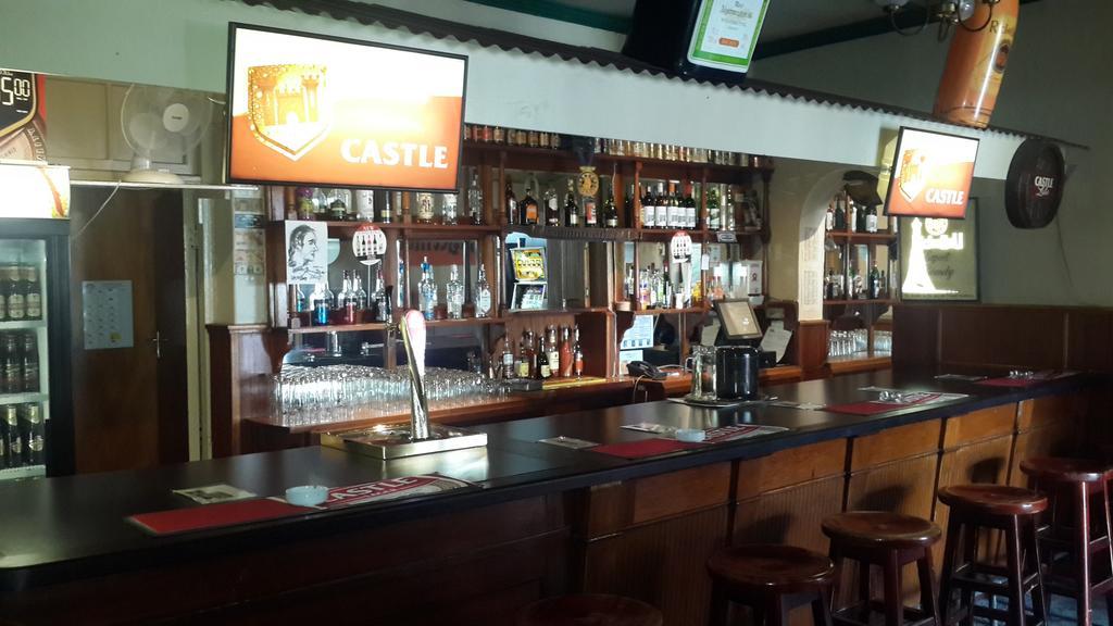 Victoria Hotel Bredasdorp Zewnętrze zdjęcie