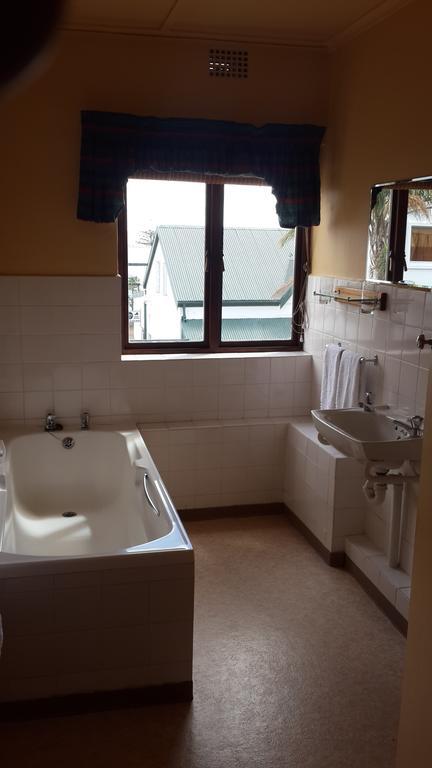 Victoria Hotel Bredasdorp Pokój zdjęcie