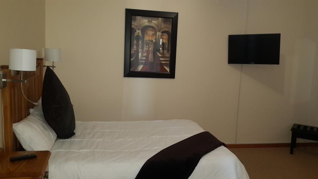 Victoria Hotel Bredasdorp Pokój zdjęcie