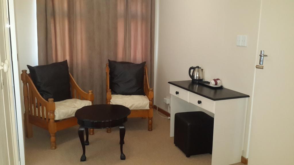 Victoria Hotel Bredasdorp Pokój zdjęcie