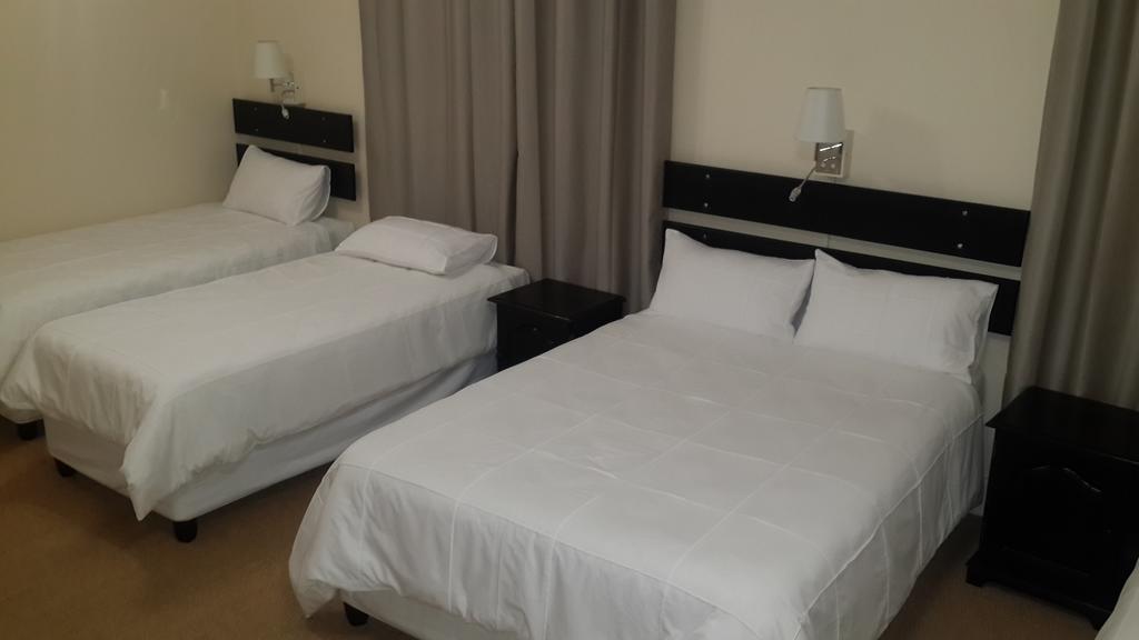 Victoria Hotel Bredasdorp Pokój zdjęcie