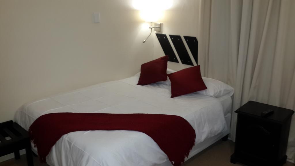 Victoria Hotel Bredasdorp Zewnętrze zdjęcie