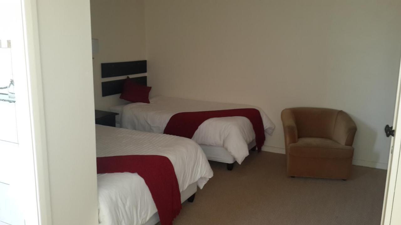 Victoria Hotel Bredasdorp Pokój zdjęcie